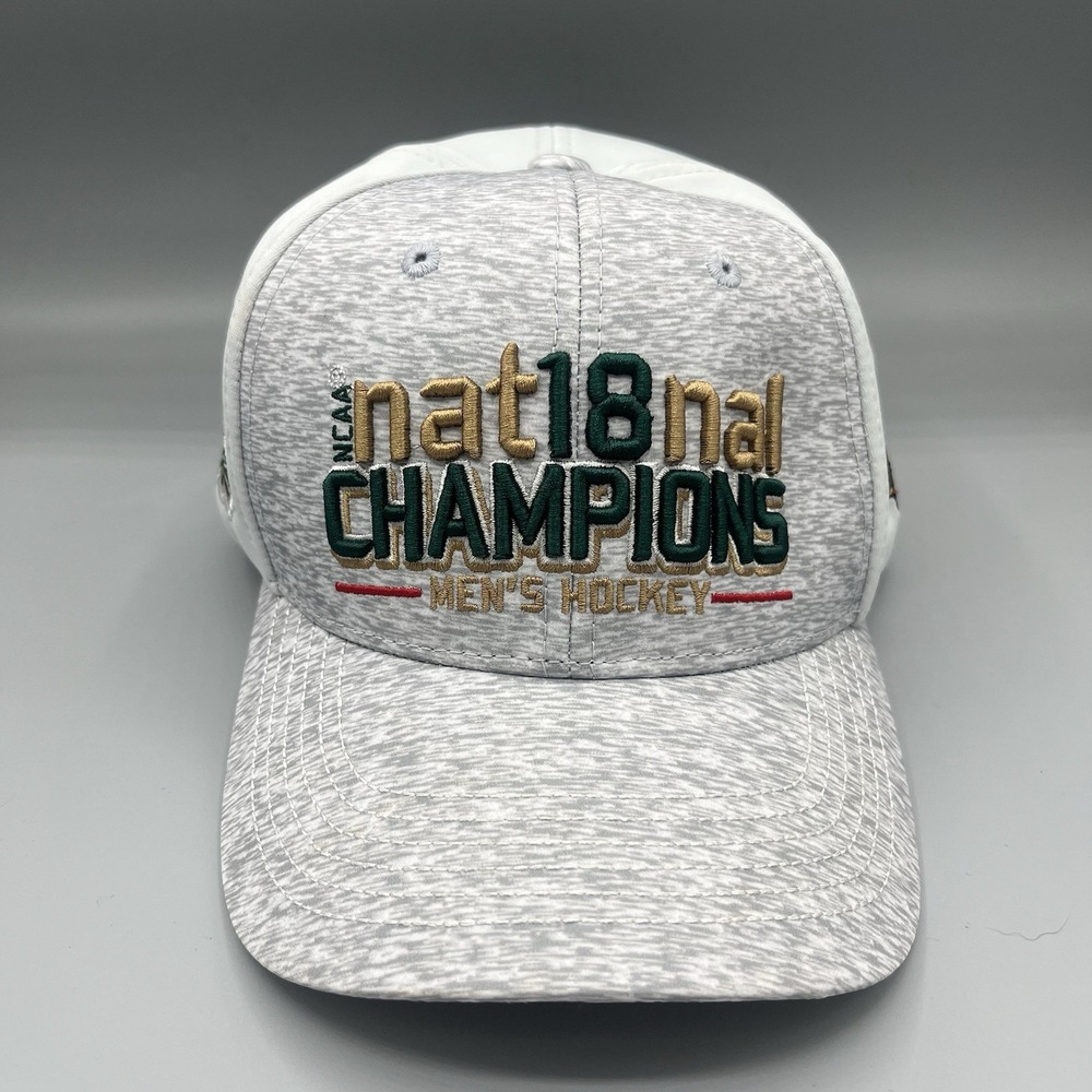 UMD Minnesota Duluth Bulldogs 2018 NCAA Mens' Hockey National Champions Gray Hat